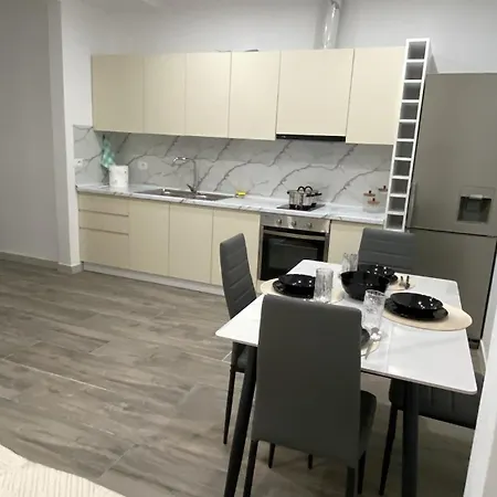 Fier apartment Appartement